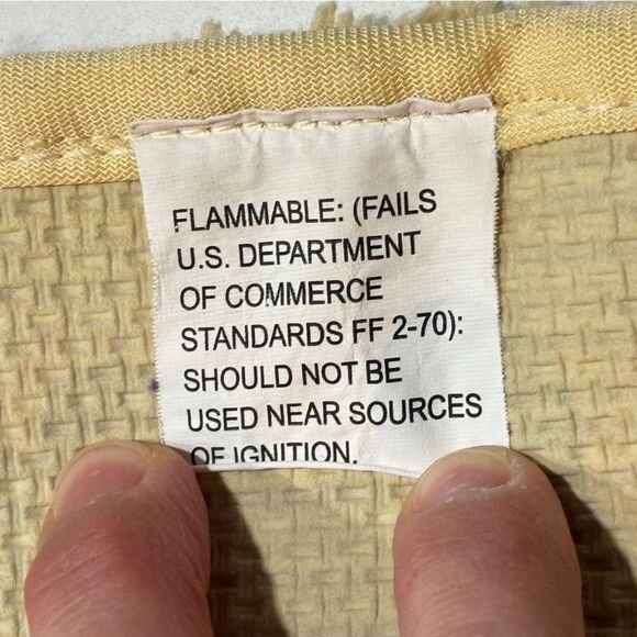 Golden Yellow Soft Tufted Bath Mat Nonskid Back - Picture 9 of 9